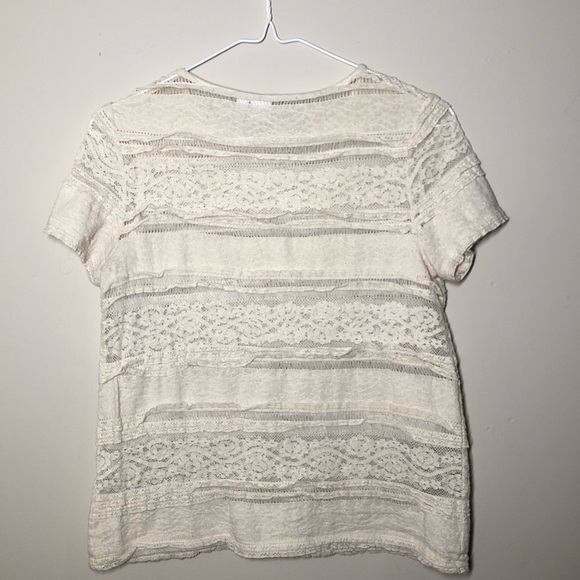 Cream coloured, lace shirt - Picture 3 of 7